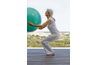 Beaucoup de routines ballon d'exercice travaillent les hanches.