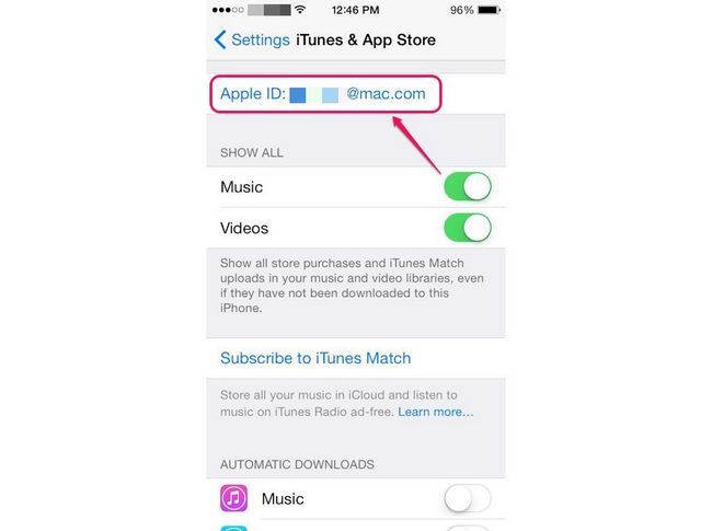Faites défiler l'écran pour gérer vos paramètres de compte iTunes, tels que les téléchargements automatiques de contenu acheté.